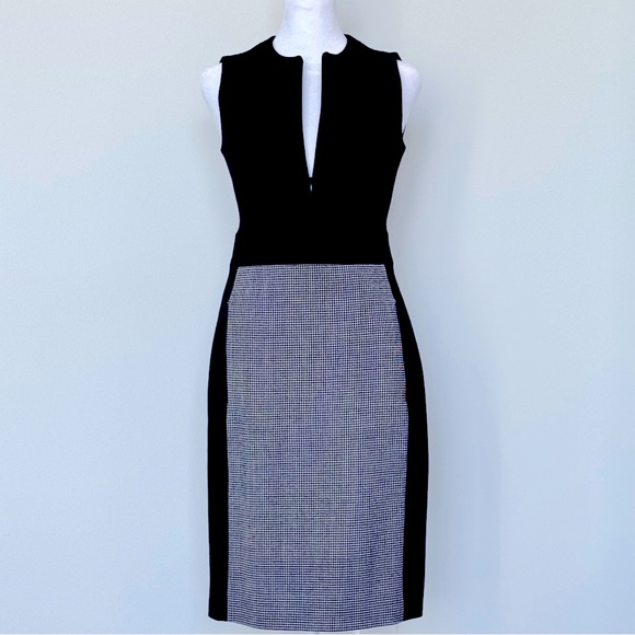 Akris Dresses & Skirts - AKRIS: Sleeveless Zipper Front Dress